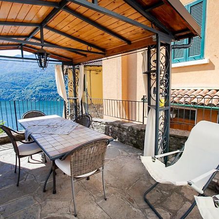 Casa Di Momo Leilighet Carate Urio Eksteriør bilde